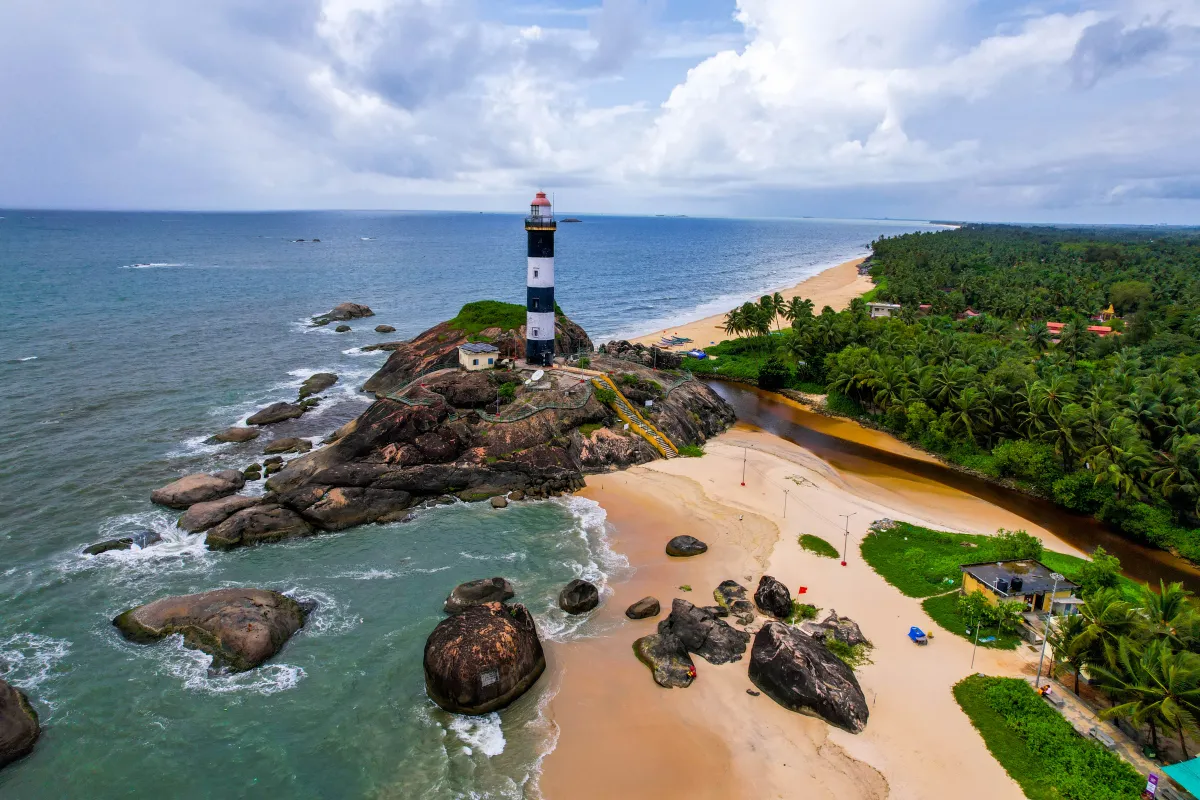 Kaup Beach lighthouse — EazyRideCab sightseeing tour